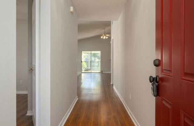 3020 Desert St. Gallery 3