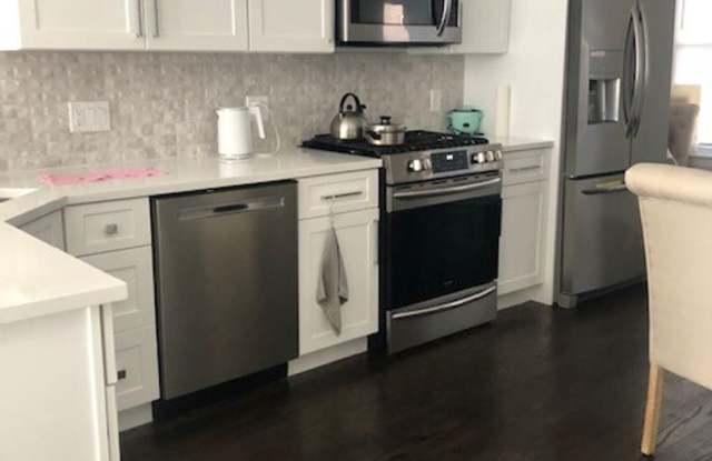 HOT BROOKLINE LISTING!!!!! photos photos