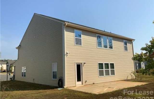 3880 Streamside Drive Gallery 3