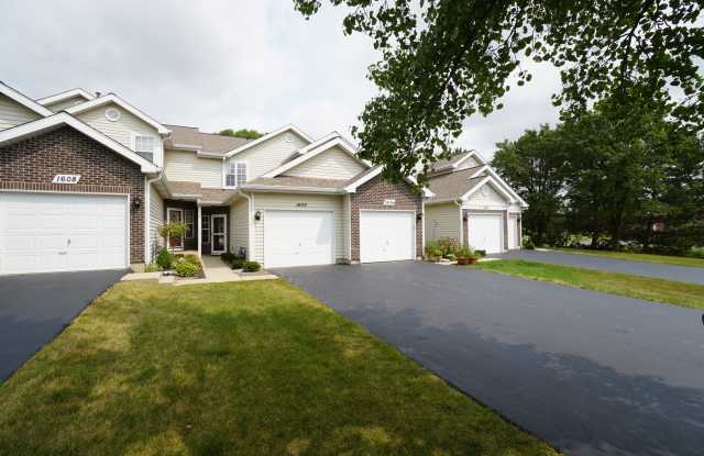 1606 Woodhaven Court - 1606 Woodhaven Court, Mundelein, IL 60060