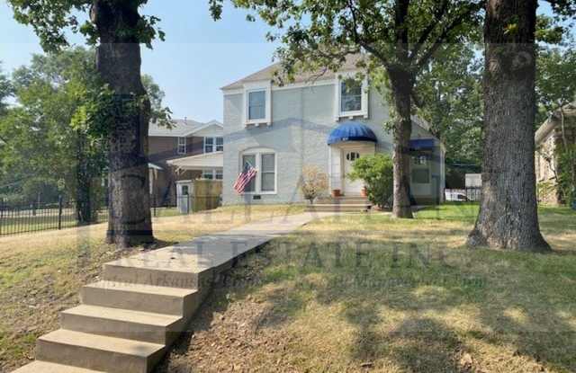 Furnished Long term apartment in Park Hill!! photos photos