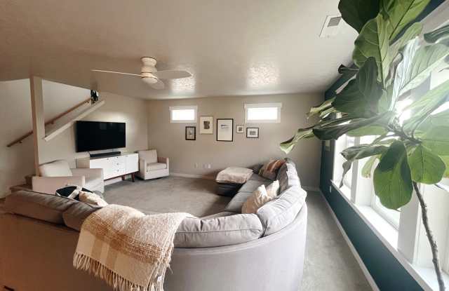 16848 North Breeds Hill Avenue photos photos