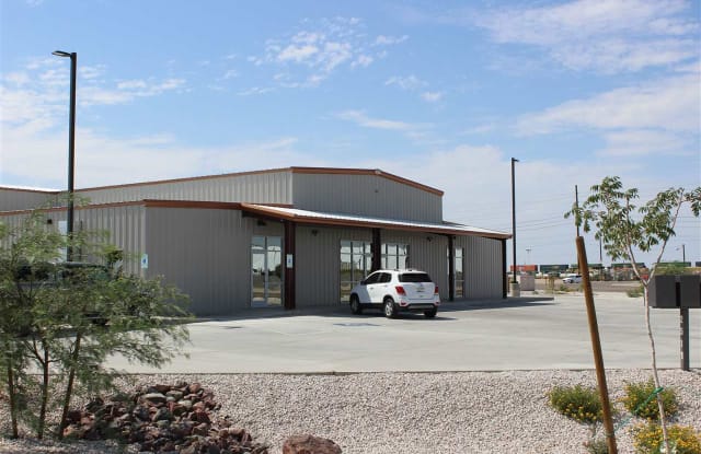 2511 E 24 ST - 2511 E 24th St, Yuma, AZ 85365