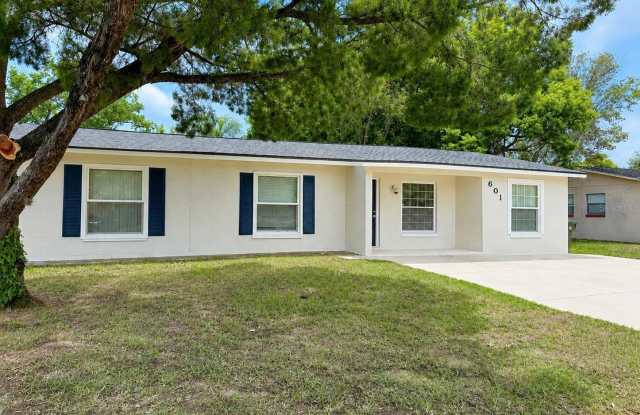 601 CATWOOD Drive Gallery 1