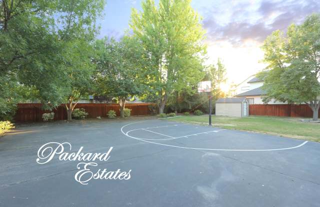 2334 East Chimere Drive Gallery 3