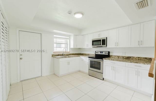 25513 SW 107th Ct Gallery 3