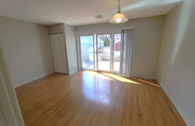 32 South Point Dr. photos photos
