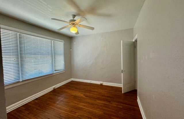 2504 Park Street #3 Gallery 3