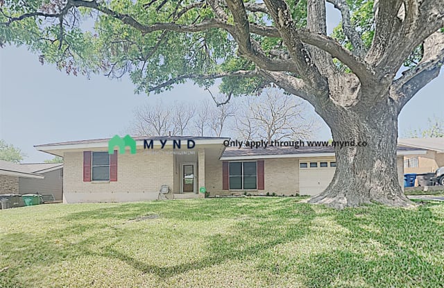 2525 Lake Louise Dr - 2525 Lake Louise Drive, San Antonio, TX 78228