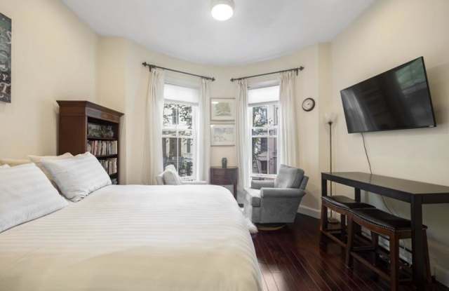 216 West Canton St. photos photos