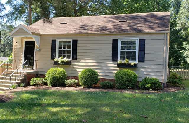Cute West End Cottage near University of Richmond for Rent photos photos