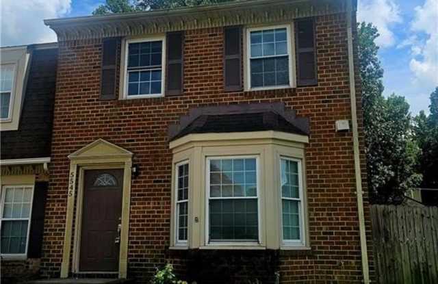 5545 Old Guard Crescent photos photos
