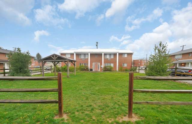 851 Kingsford Road - C - 851 Kingsford Road, Columbus, OH 43204
