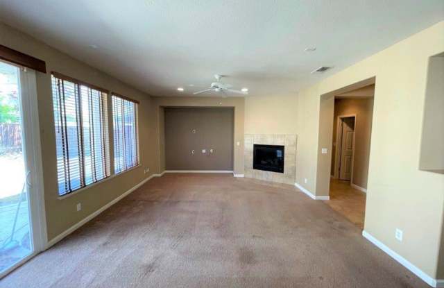 5069 Almanor Dr. Gallery 4