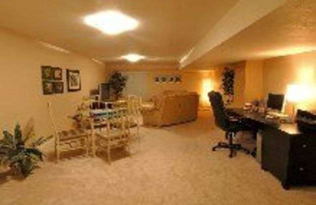 12725 Kalamath Ct Gallery 2
