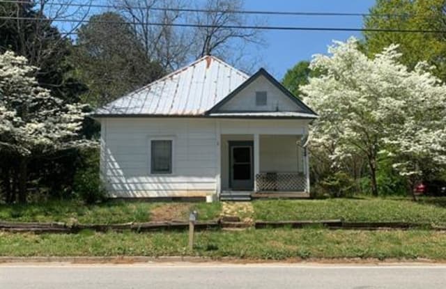 198 N Clarendon Avenue - 198 North Clarendon Avenue, Scottdale, GA 30002