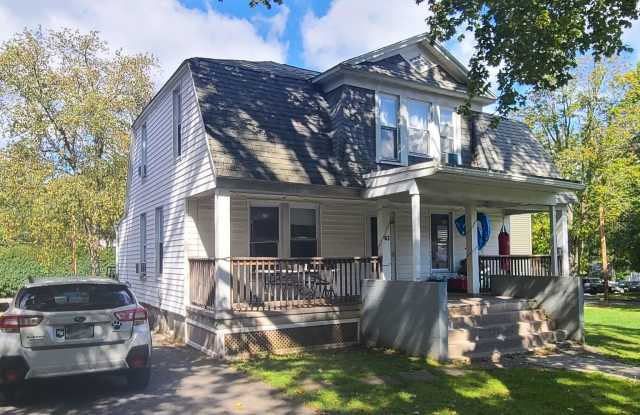 Six-bedroom house close to everything! - 163 East Park Avenue, State College, PA 16803