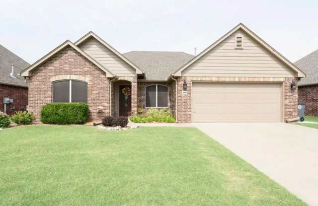 4 Bedroom Home Available For June Move In!! BA Schools photos photos
