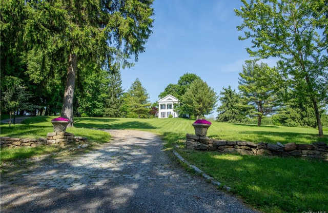 882 Old Quaker Hill Road Gallery 2
