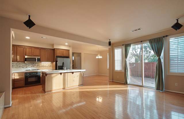 2270 Sweet Pea Ln - 2270 Sweet Pea Lane, Chula Vista, CA 91915