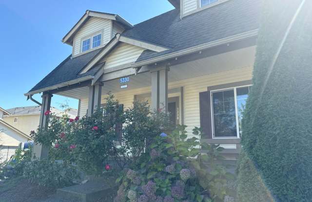 Large Mount Vernon Home photos photos