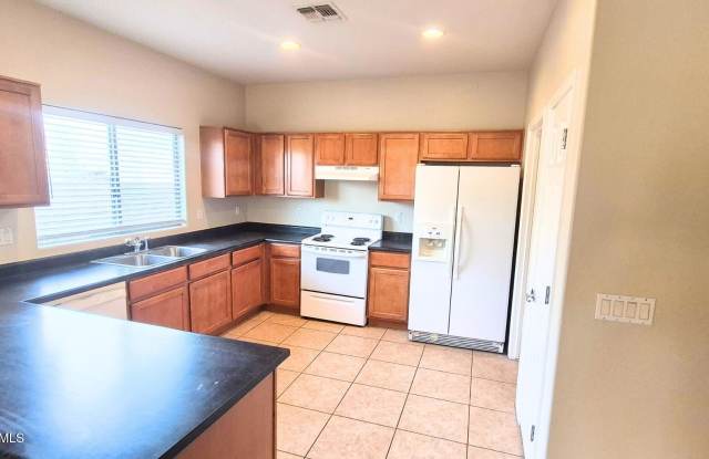 25803 W PLEASANT Lane Gallery 3