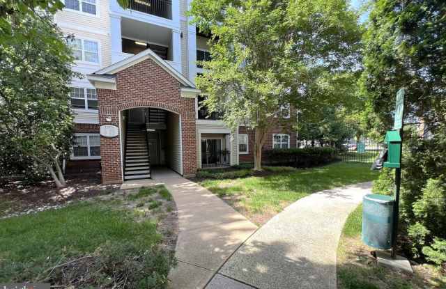 12953 CENTRE PARK CIR #217 Gallery 2