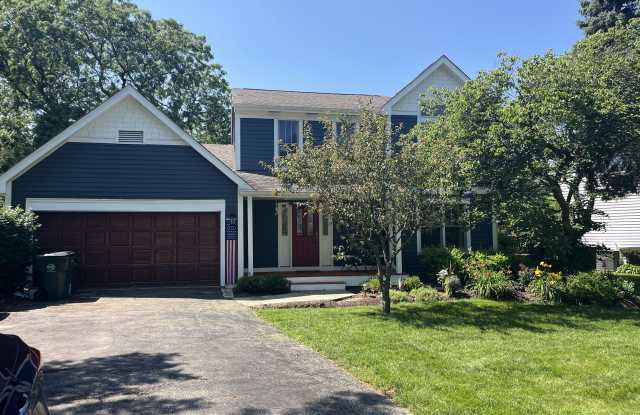 889 East Stonebridge Court Gallery 3