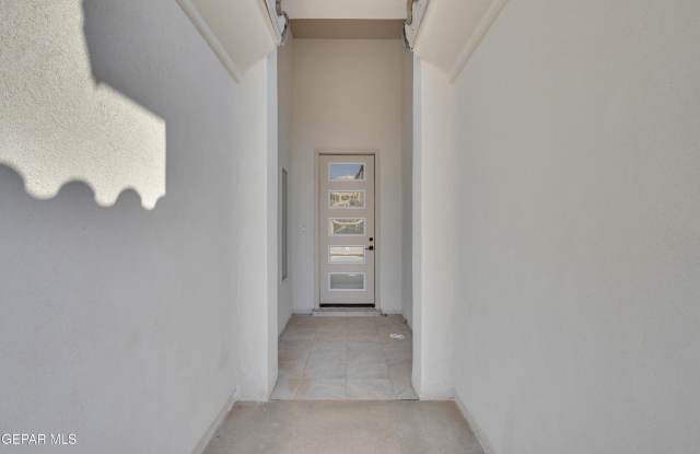 12716 MIDDLESBROUGH Avenue Gallery 3