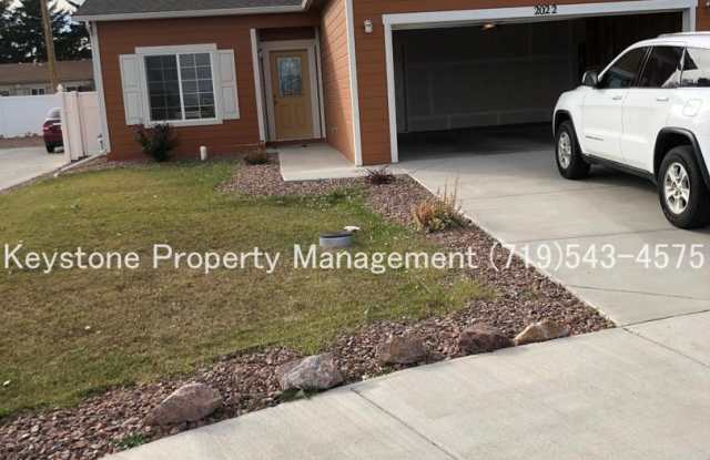 Stay Cool with Central Air! Two-Story Home with 3 Bedrooms/2 Bath/2 Car Garage $1,900/$1,900 photos photos