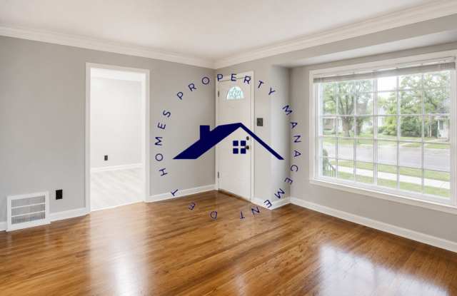 19503 Mansfield Street Gallery 2