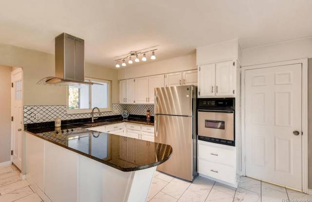 Coming Soon! 5BR/2BA | Newly Renovated Single Family Home | 1-Car Garage Parking | Fenced yard! Gallery 4
