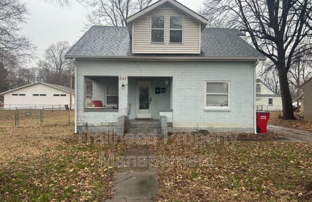 2104 S Norwood Ave photos photos