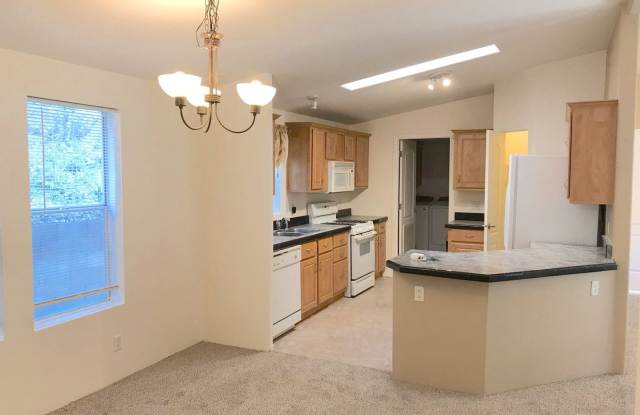 Mountain Living. 3 bedroom 2 bath home in Pecos, NM. photos photos