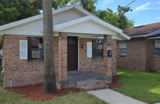 1338 Weare St Gallery 2