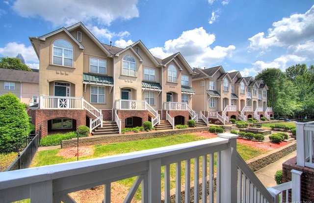 827 4th Street W - 827 W 4th St, Charlotte, NC 28202