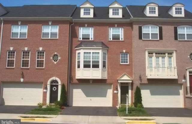 4631 Carisbrooke Ln photos photos