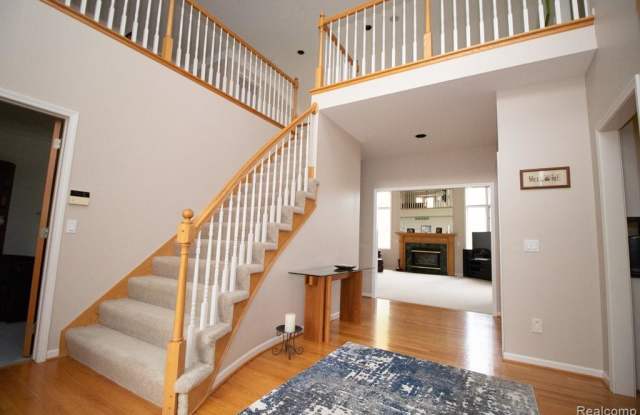 22892 Saint Andrews Dr Gallery 2