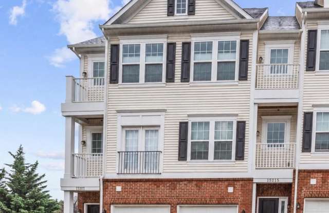 13913 HOLLOW WIND Way Gallery 1