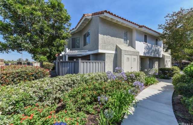 326 Lemon Grove - 326 Lemon Grv, Irvine, CA 92618