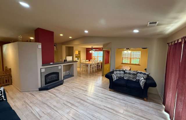 Magalia Home for rent/two bedroom, shared home. photos photos