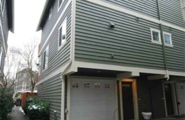 121 21st Ave E - 121 21st Avenue East, Seattle, WA 98112