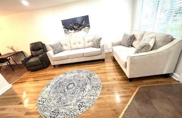 130 Glenbrook Parkway Gallery 1