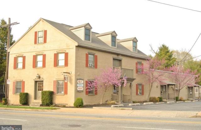 14 N WALNUT STREET - 14 North Walnut Street, Mechanicsburg, PA 17055