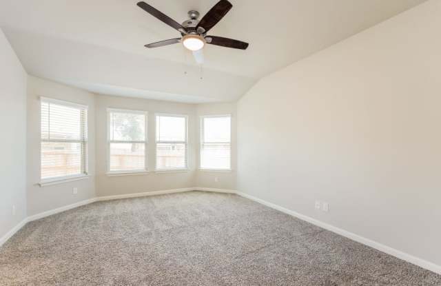 1843 West Highland Parkway Gallery 2