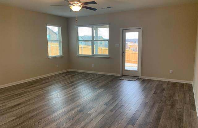 5301 Persimmon Drive Gallery 4