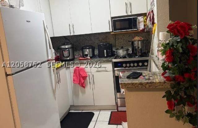 1330 W 54th St photos photos