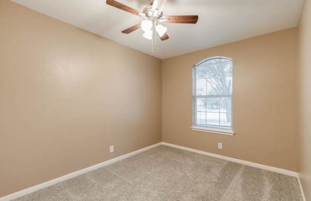 1006 Buttercup Court Gallery 3