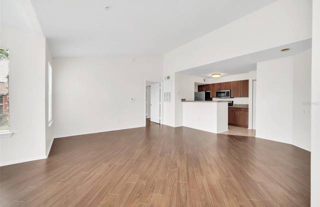 2210 GRAND CAYMAN Court Gallery 3