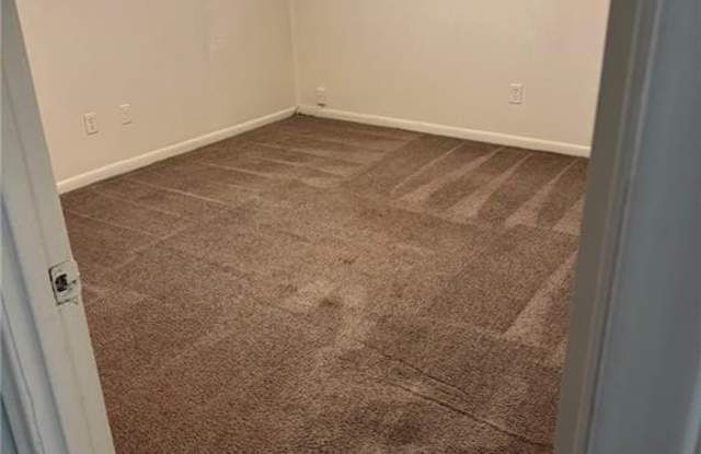 3180 Cain Gallery 4